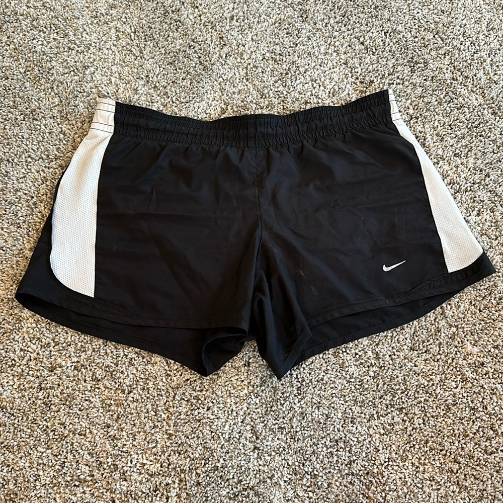 nike shorts